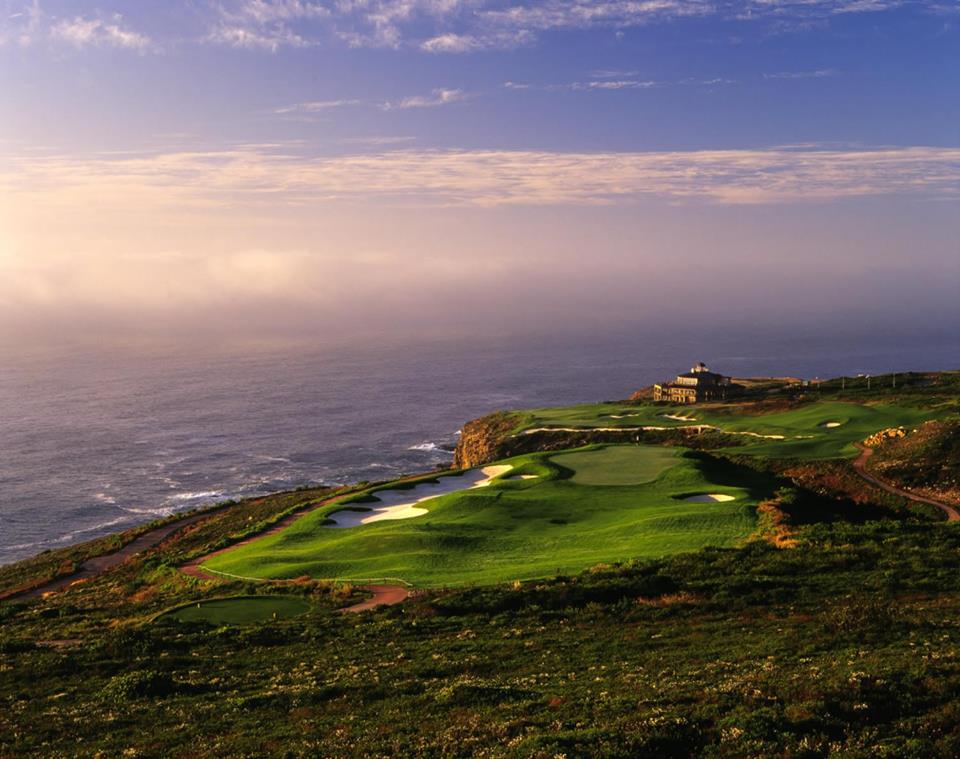 <h2>The Best of South Africa Escorted 2015</h2>13 Nights, 3 on Safari at Shamwari Game Reserve | 5 Rounds | November 1 – 15